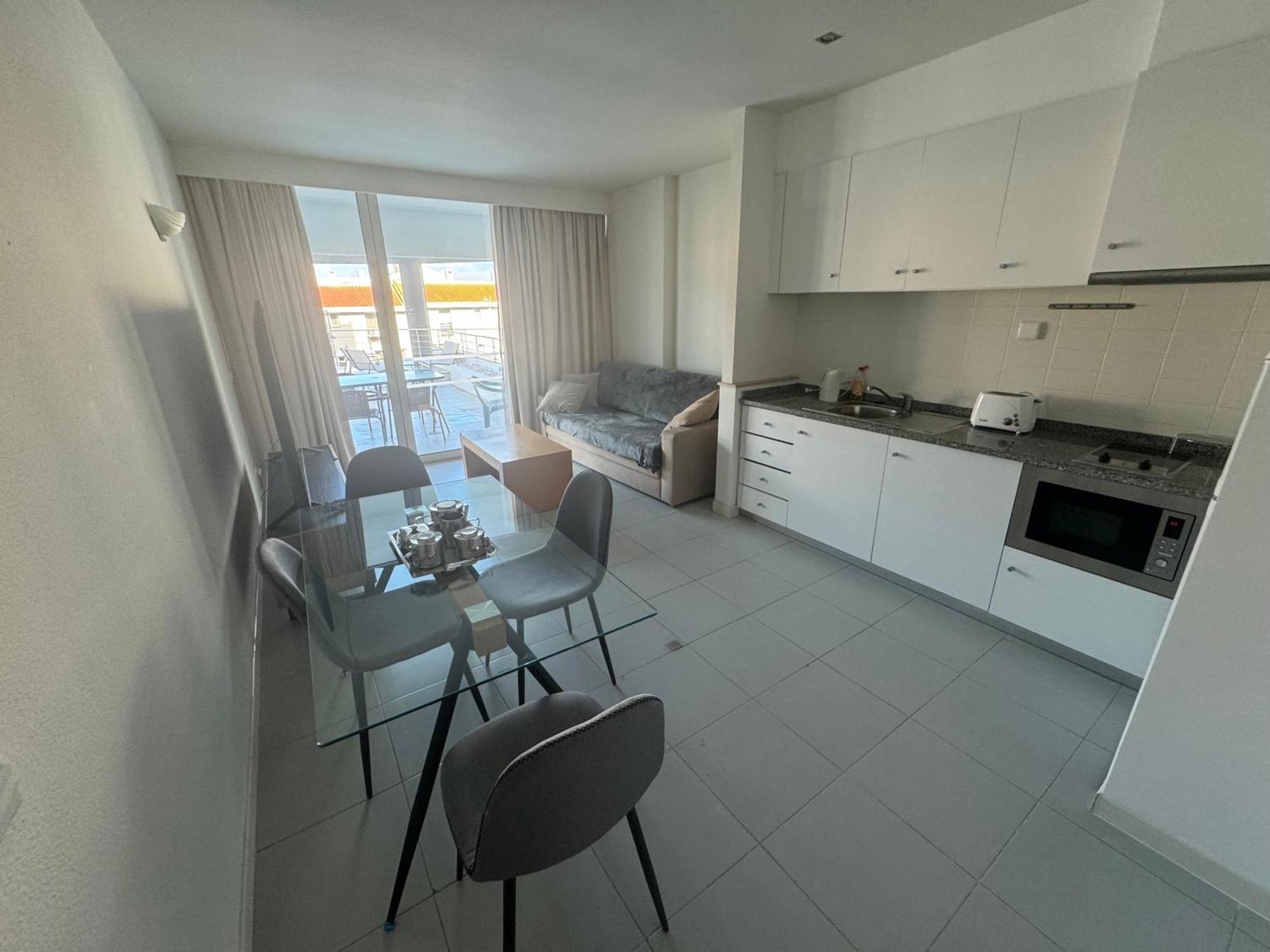 Newly Refurbished 2 Bed Appt فيلامورا المظهر الخارجي الصورة