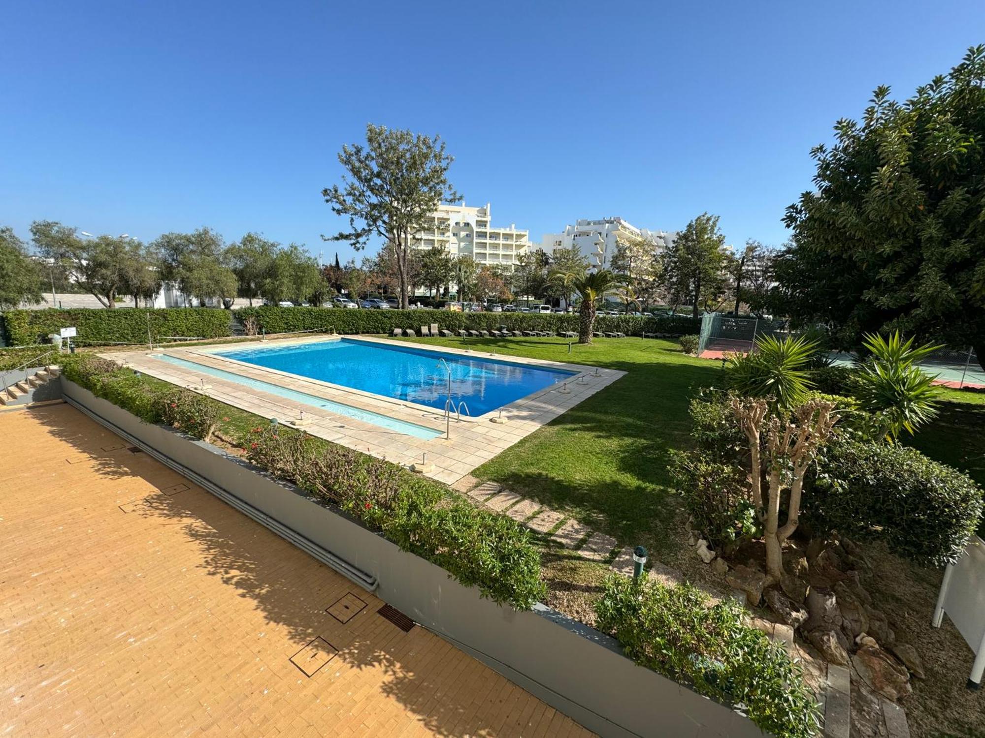Newly Refurbished 2 Bed Appt فيلامورا المظهر الخارجي الصورة