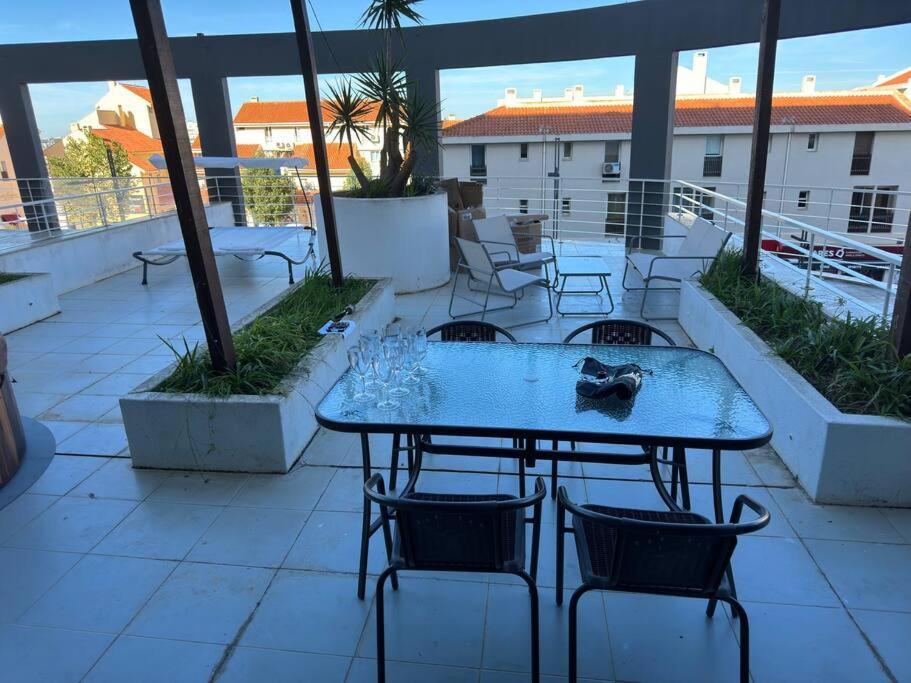 Newly Refurbished 2 Bed Appt فيلامورا المظهر الخارجي الصورة